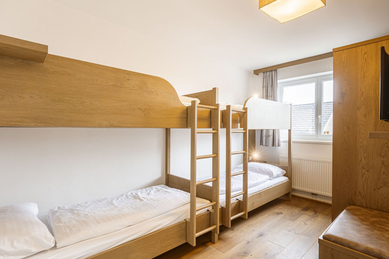 Room 4, Chalet With Mountain Views, Hermagor