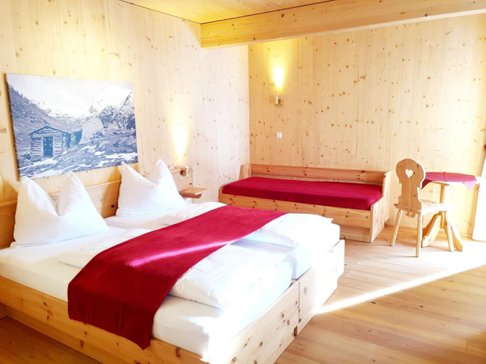 Room 3, Apartment in Kals Near ski Resort, Lienz