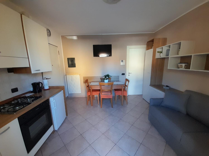 Food & Drinks 4, Marco Apartment - Holiday Apartment Luino, Varese