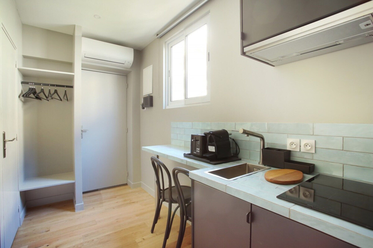 Private kitchen 5, Studio With AC Center of Paris, Paris