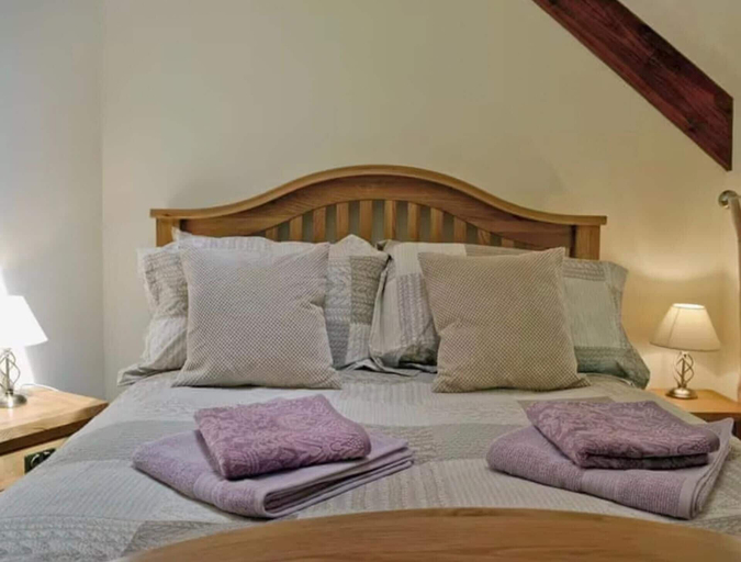 Room 5, Golygfar Mynydd Retreat - Sleeps 6, Ceredigion