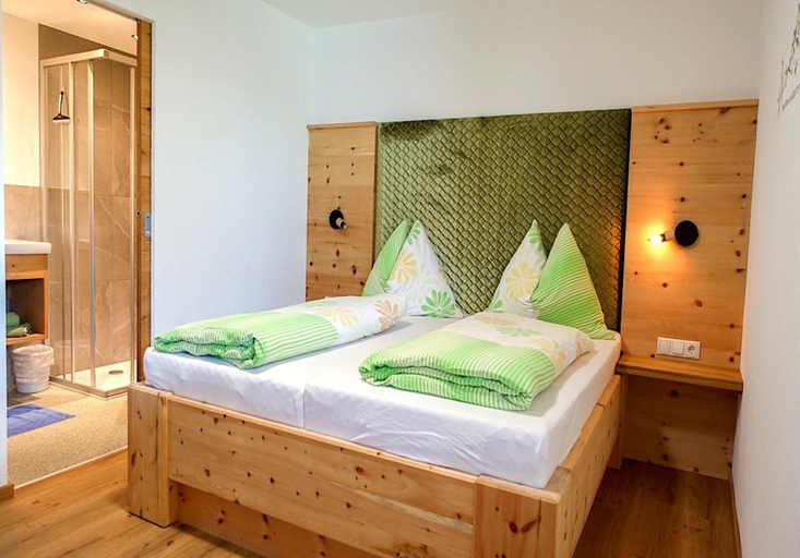 Room 5, Holiday Home in Tyrol Near Ziller River, Schwaz