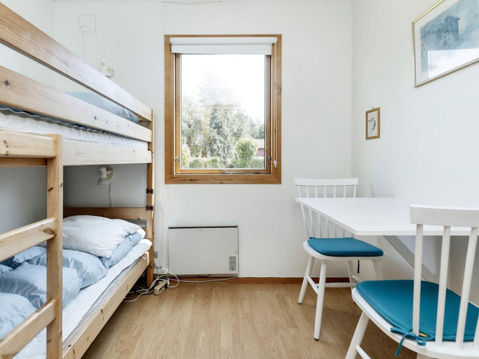 Room 3, 6 Person Holiday Home in Nakskov, Lolland