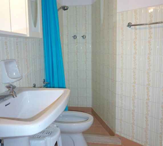 Bathroom 5, Apartment in Porto Santa Margherita, Venezia
