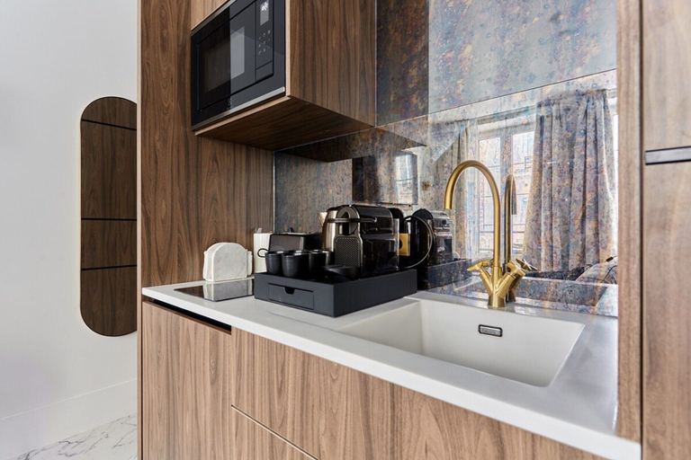 Private kitchen, Magnificent and new Studio Louvre - Palais Royal, Paris
