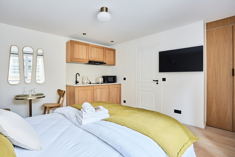 Room 2, Chic Studio AC - Center of Paris-Bourse, Paris