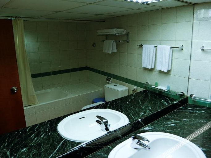 Bathroom 5, City palace Hotel, Dubai