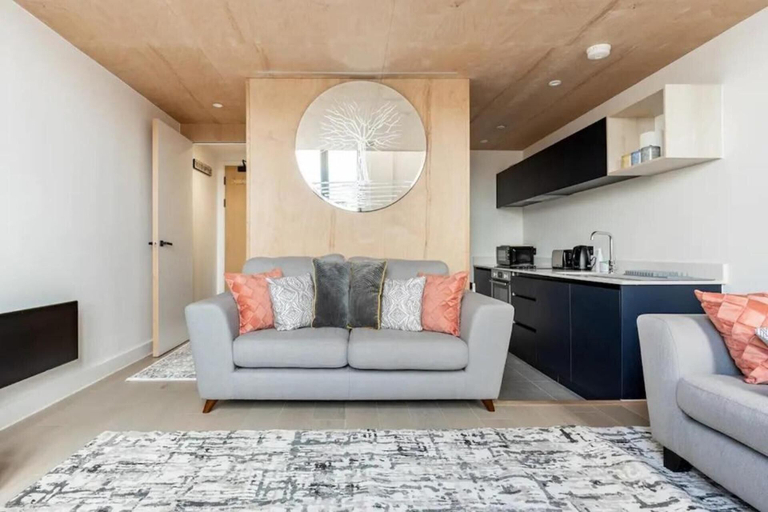Living area 3, Manchester - Sky Garden - 2 Beds - Sleeps 4, Manchester