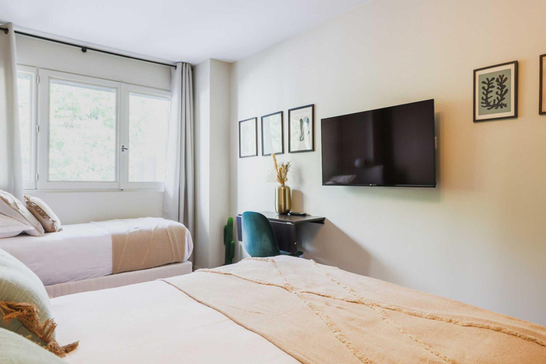 Room 1, Modern "green Suites" Residence - Meudon/velizy, Hauts-de-Seine