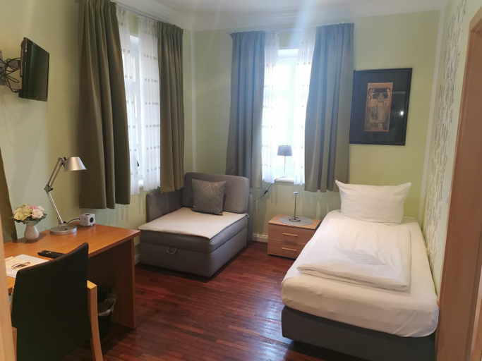 Bedroom, Stoevchen Cafe Hotel, Emsland
