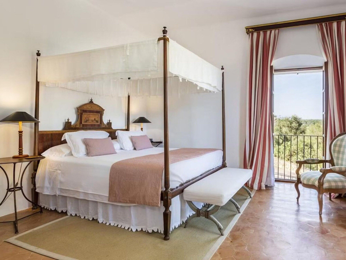 Room 3, Countryside Villa With Terrace, Baleares
