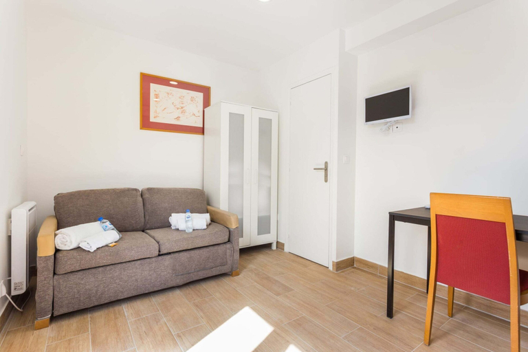 Living area, Cosy Studio - 2P - Malakoff / Hauts-de-seine, Hauts-de-Seine