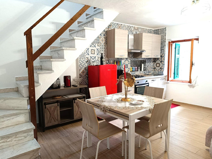 Living room 4, Holiday Home Equi Terme Near Karst Caves, Massa Carrara