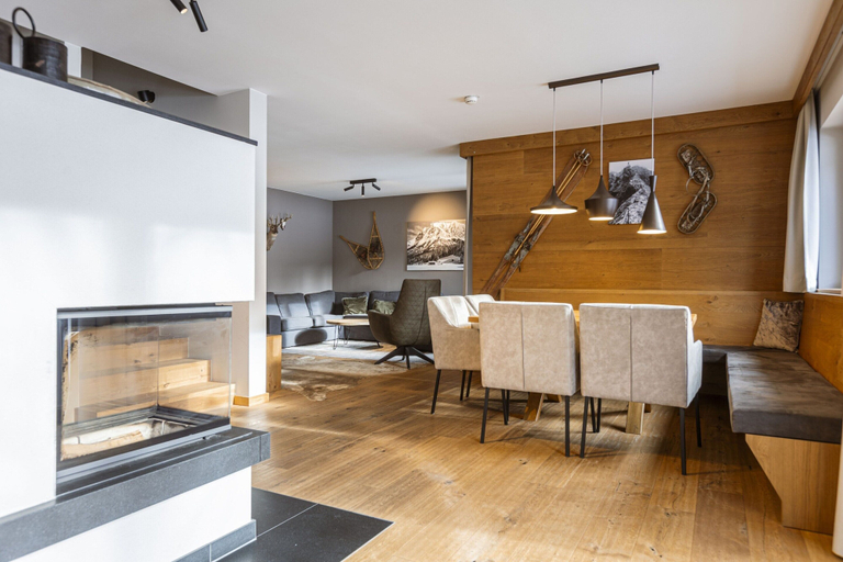 Living area 2, Inviting chalet with pool in Tyrol No Deposit, Reutte