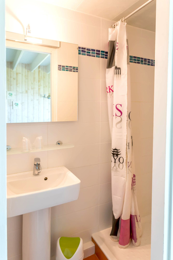 Bathroom 4, Hôtel l'Hippocampe, Morbihan
