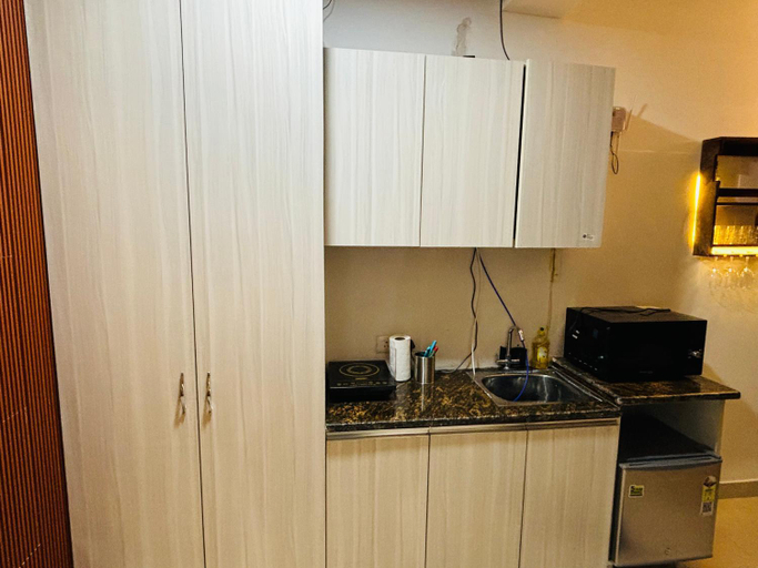 Others 3, Skyline Studios, Gautam Buddha Nagar