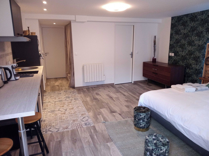 Room 3, Modern Studio - 2P - Orly, Val-de-Marne