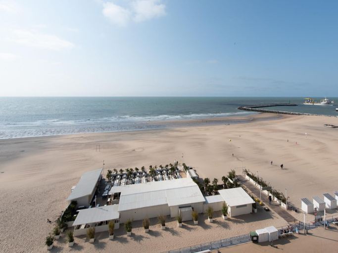 View from property 2, Apartment With sea View in Ostend, West-Vlaanderen