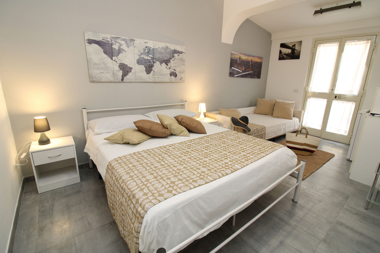 Bedroom 4, SUMMER ROOM, Nuoro