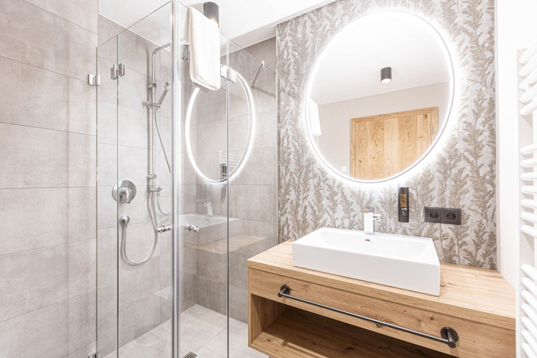 Bathroom, Apartment near Spieljochbahn Fugen, Schwaz