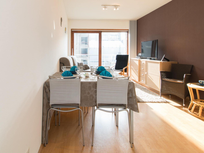 Dining 4, Apartment in Belgium Near the Coast, West-Vlaanderen