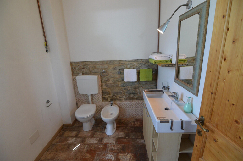 Bathroom 3, Scenic Holiday Home in Modigliana, Forli' - Cesena
