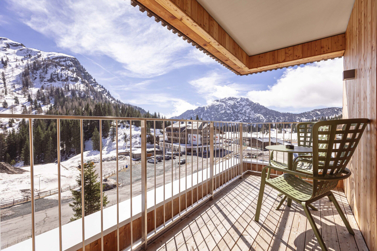 Balcony, Amazing Lodge With Balcony, Hermagor