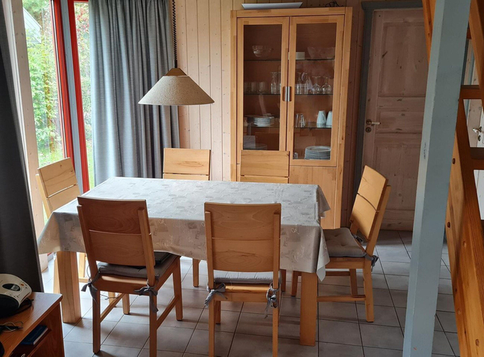 Dining 3, Skandinavisches Ferienhaus in Mirow, Mecklenburgische Seenplatte