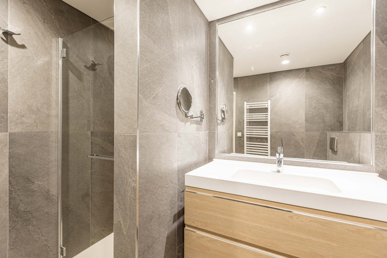 Bathroom, Apartment Near ski Area, Villach Land
