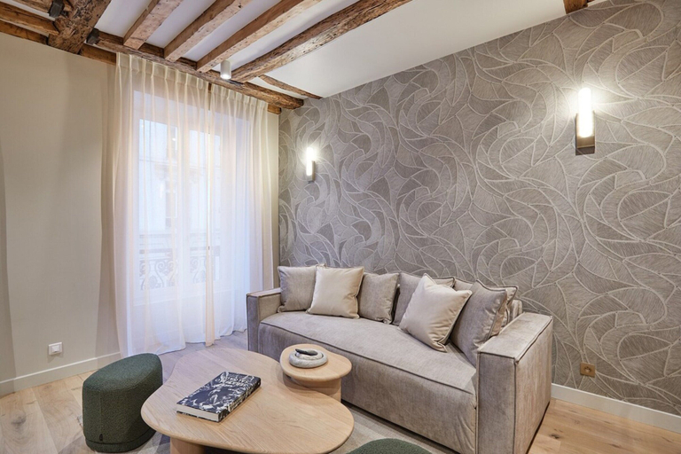 Living area 2, Sublime apartment Rue Royale/Madeleine, Paris