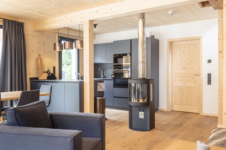 Interior 2, Superior Chalet mit 4 Schlafzimmern  Wellness, Reutte