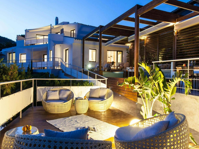 Exterior 3, Holiday Home With Private Jacuzzi, Baleares