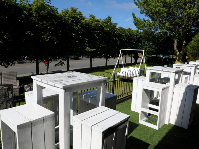 Garden 5, All-inclusive Room, Food & Drinks, Wangerland, Friesland