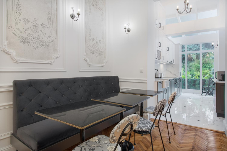 Others 2, Arta Residence, Oradea