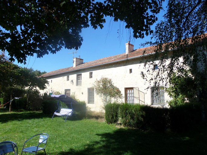 Others 3, La Roseraie, Vienne