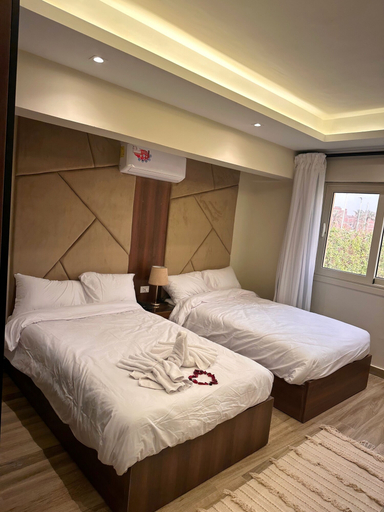 Bedroom 2, Giza palace hotel pyramids view, Al-Ahram