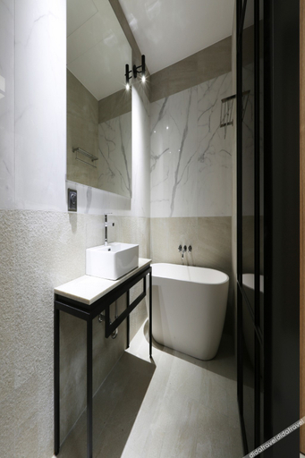Bathroom 5, Hotel Ciel, Guri