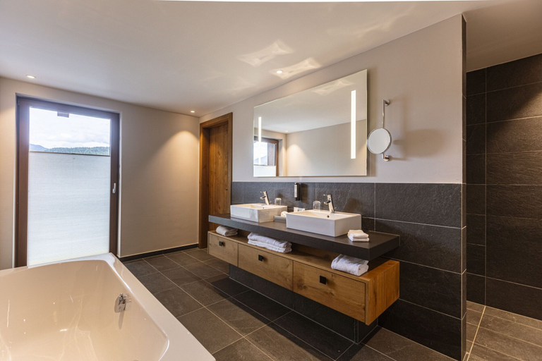 Bathroom 3, Amazing Penthouse With Shared Pool, Reutte
