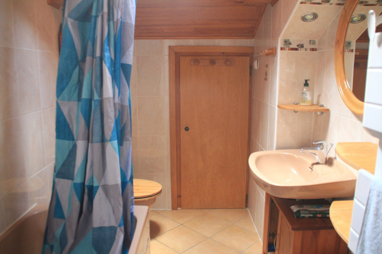 Others 2, Apartment With Parking in Chatel, Haute-Savoie