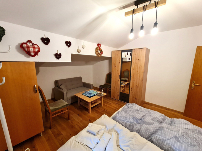 Bedroom 3, Apartment near St. Kathrein Thermal Spa, Spittal an der Drau