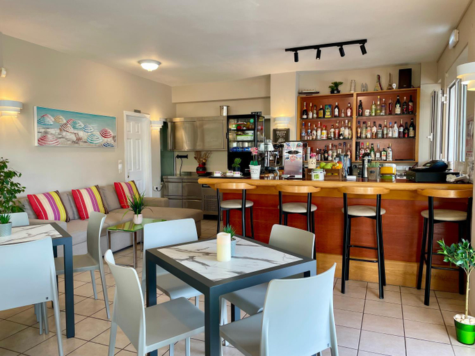 Food & Drinks 2, Theos Holidays Apartments, Crete