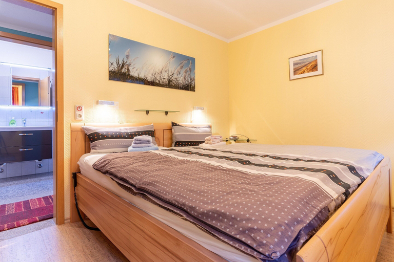 Room 5, Ferienwohnung fur 2 in St. Peter-ording, Nordfriesland