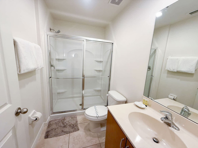 Room 5, Upstay Spacious 3BR Home w Resort Access, Osceola