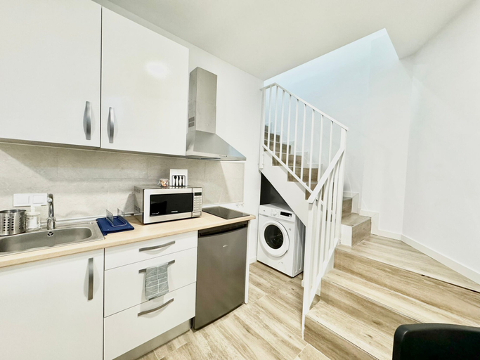 Others 5, Universidad by Oshun Apartments, Madrid