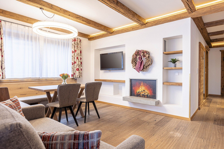 Interior 2, Ferienwohnung mit 2 Schlafzimmern fur 4 Personen, Kitzbühel