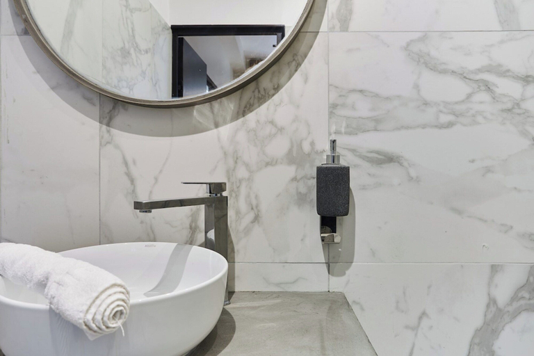 Bathroom 4, Sublim et new Apartement Place Vendome Opera, Paris
