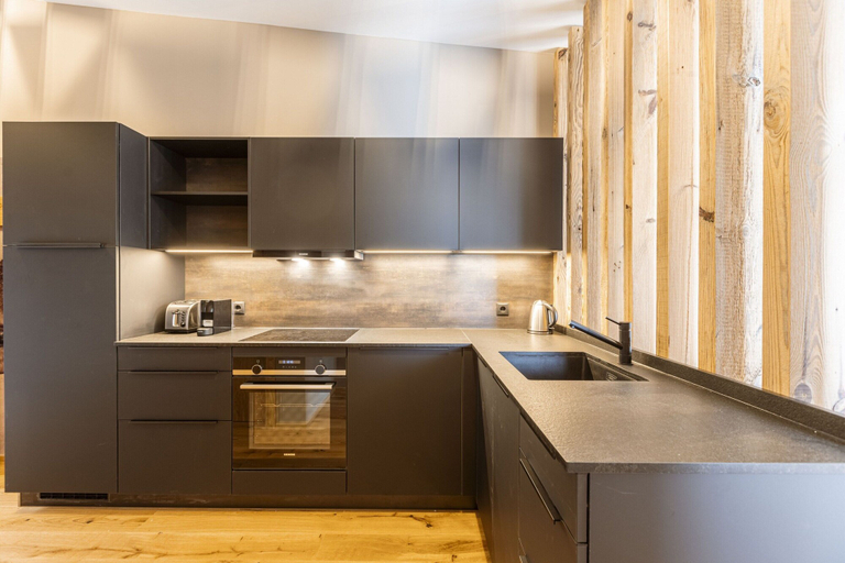 Private kitchen 4, Apartment near Spieljochbahn Fugen, Schwaz
