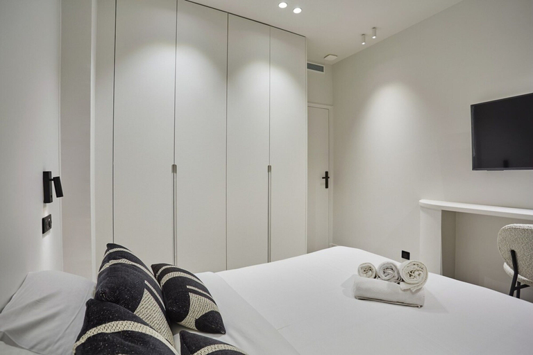 Others 3, Superb new Apartment Sacre Coeur Montmartre, Paris
