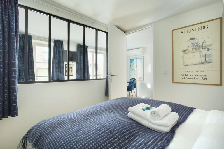 Room 4, Sublime and new Apartment Le Marais / Beaubourg, Paris