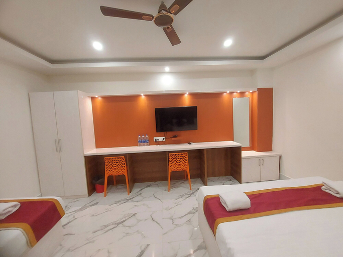 Bedroom 2, Hotel MJR, Puri